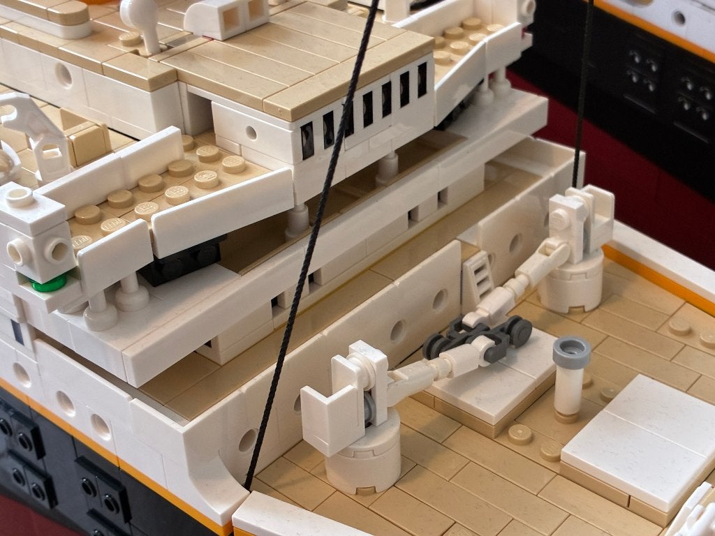 Foto 8 van Lego 10294 Sculptures Titanic met doos