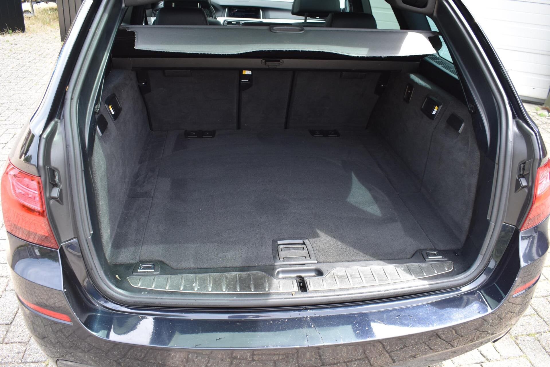 Foto 14 van BMW 5-serie Touring 520i High Executive | Pano | Trekhaak |
