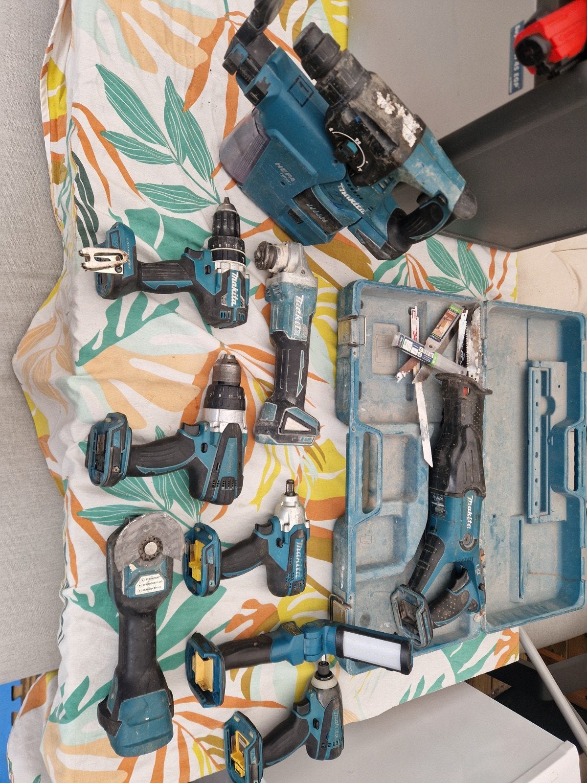 Zeer nette complete Makita 18V set, Ophalen, 600 watt of meer, Overige typen, Zo goed als nieuw