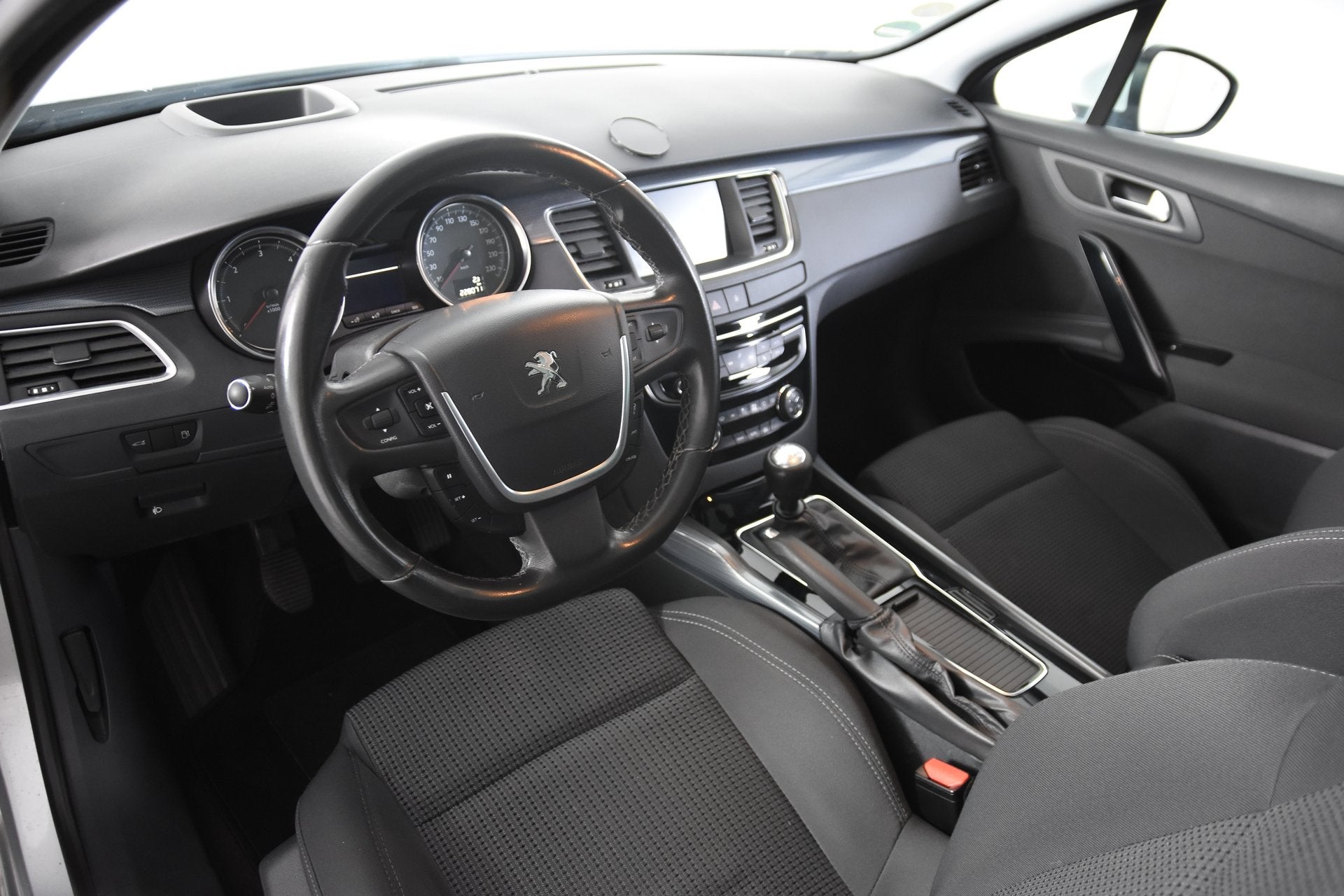 Peugeot 508 SW 1.6 BlueHDi *Navigatie*Panoramadak*HUD*PDC*, Stof, Gebruikt, Euro 6, 4 cilinders