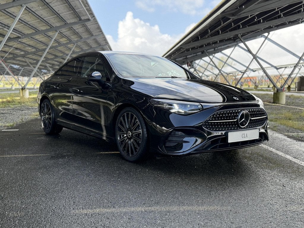 Mercedes-Benz CLA-Klasse 180 Business Solution AMG | Night |, Auto's, Mercedes-Benz, CLA, 136 pk, 4 cilinders, Automatische klimaatregeling
