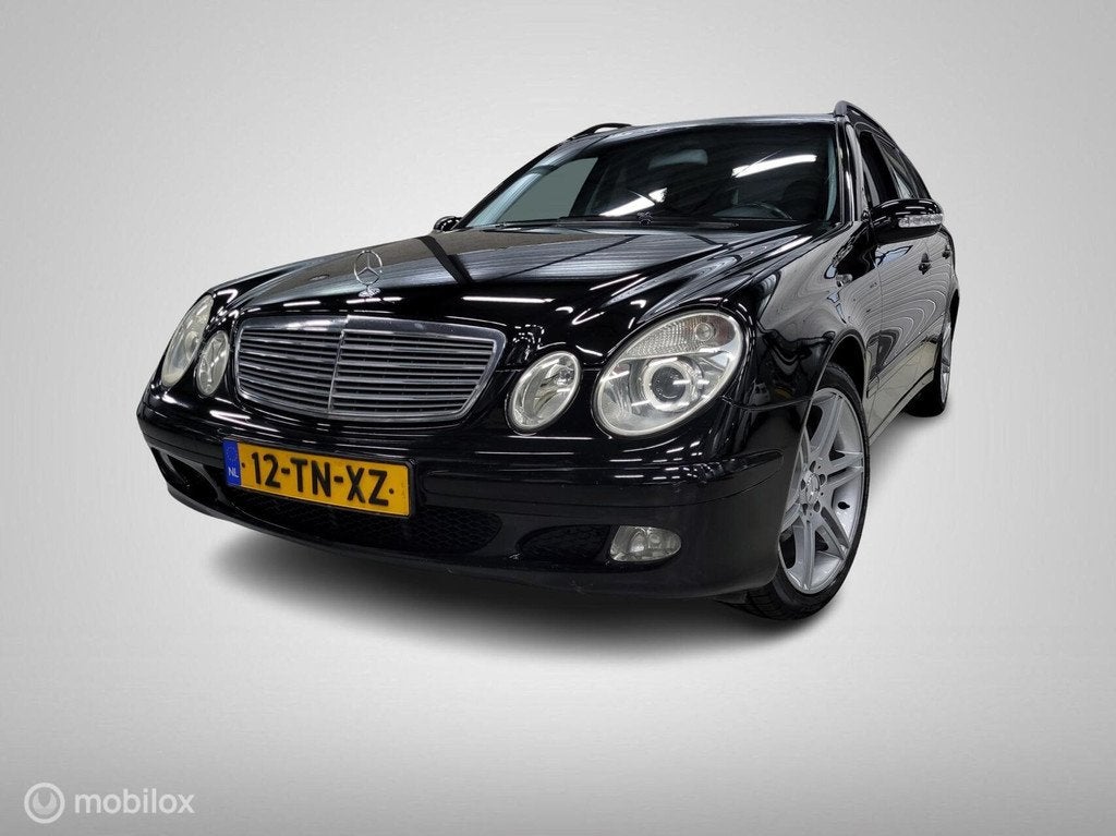 Mercedes E-klasse Combi 240 Avantgarde/Youngtimer/Nieuwe apk, Auto's, Gebruikt, Zwart, 2597 cc, Zwart