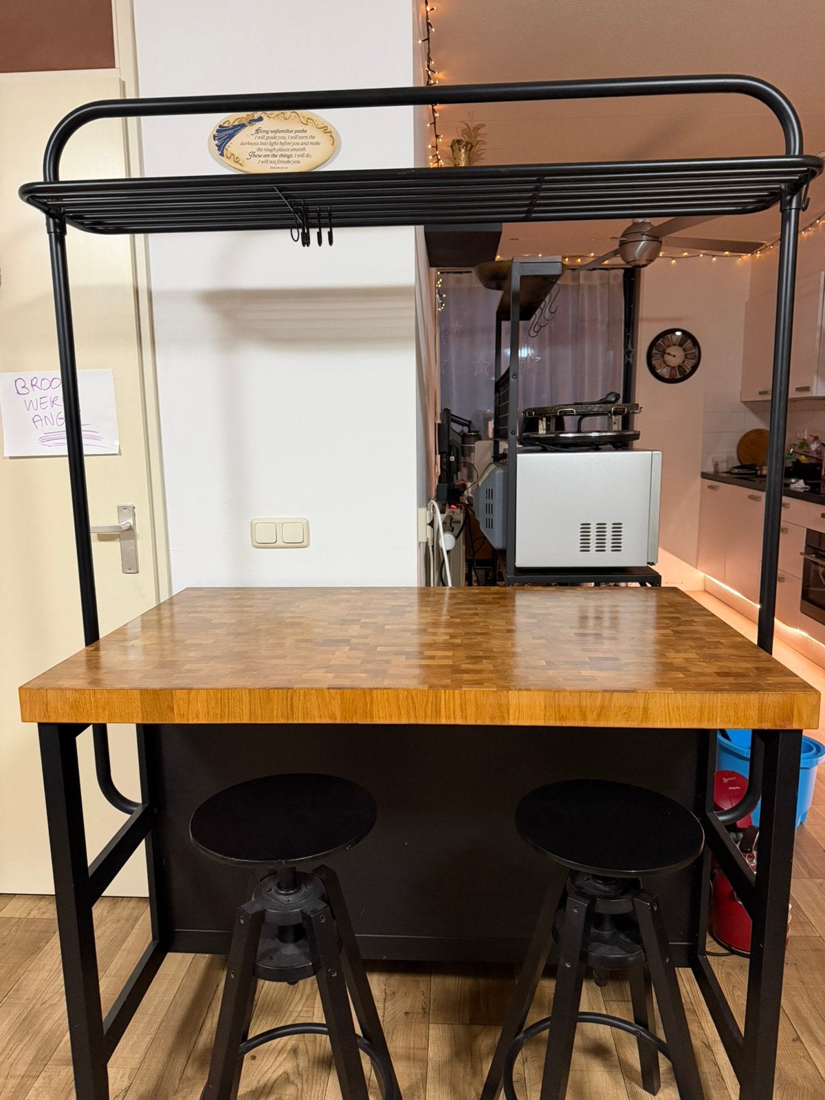 Keuken Eiland/Bar met krukken, Huis en Inrichting, Ophalen, Zo goed als nieuw, Kunststof, Bruin