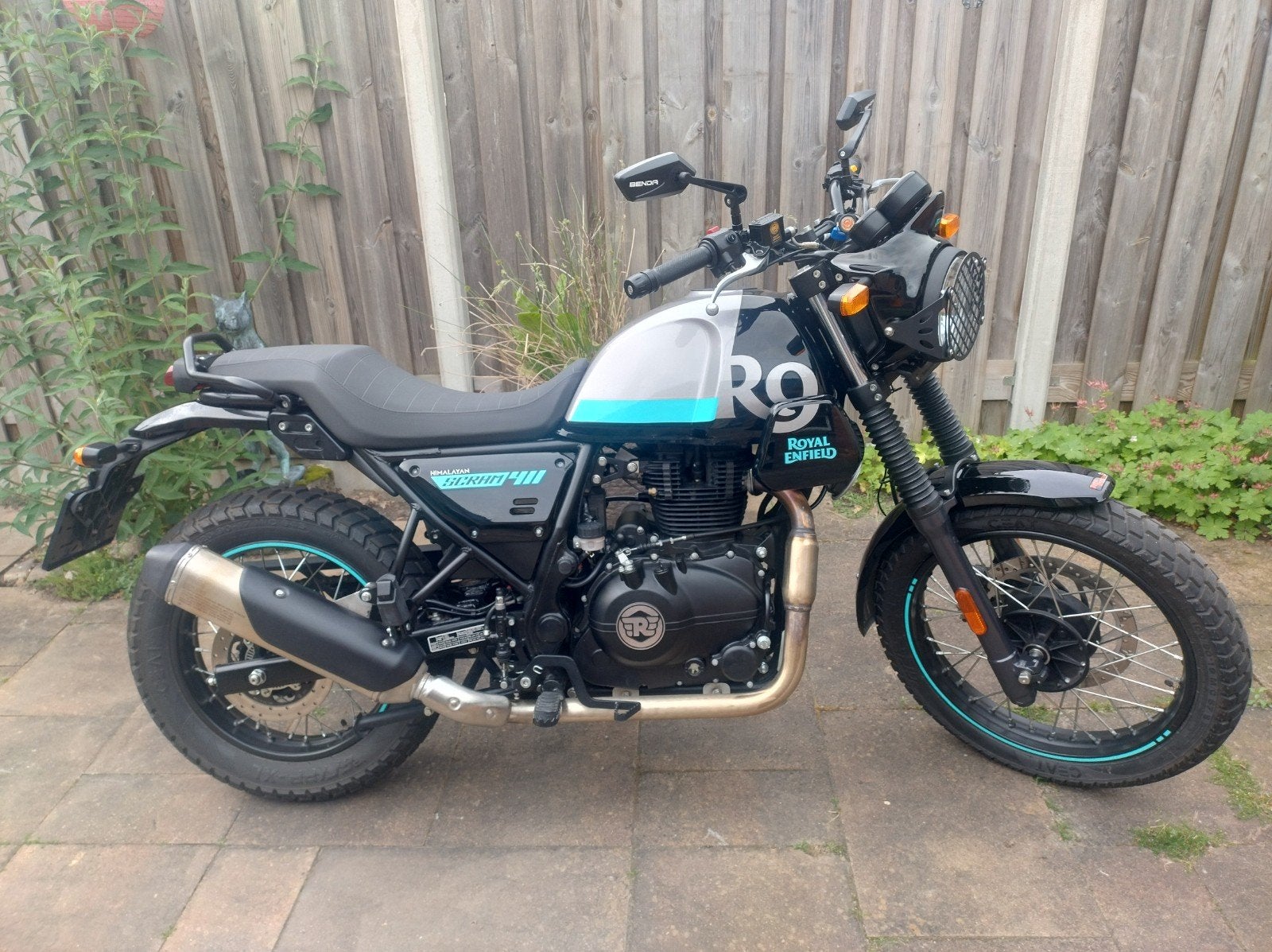 Royal Enfield hymalayan scram 1500 km. Inruil mogelijk, Motoren, 411 cc, Particulier, Toermotor, Minimaal motorrijbewijs A2