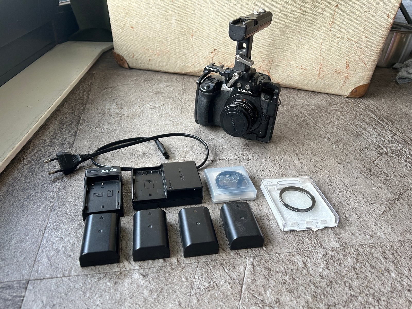 Panasonic Lumix GH5 + cage + accessoires, Ophalen, Gebruikt, Panasonic, Accu