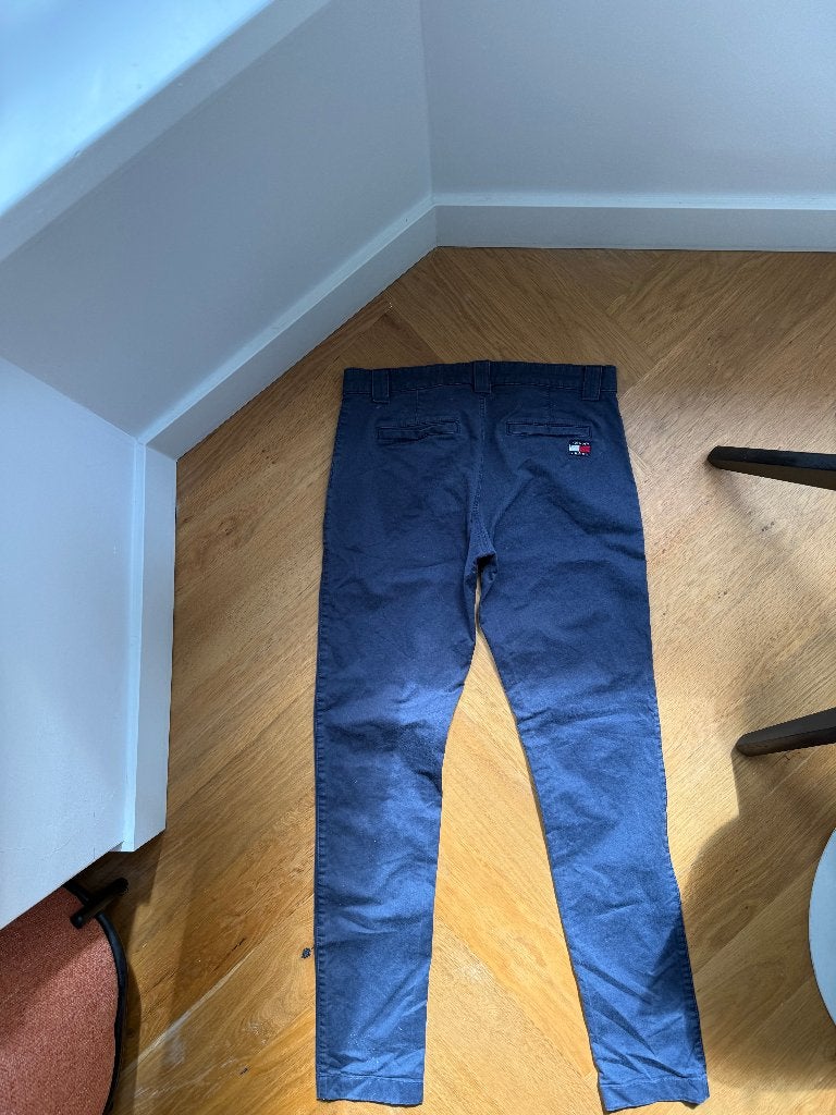 Tommy Jeans Chino, w31 l34, Ophalen of Verzenden, Zo goed als nieuw, Tommy Jeans, Maat 48/50 (M)