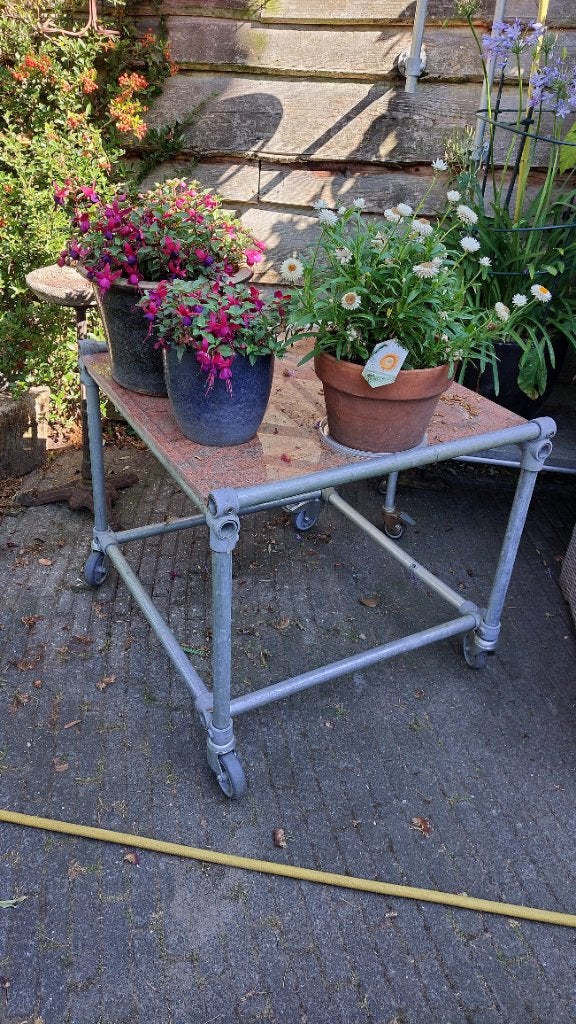 Verrijdbaar BBQ tuin- terras tafel granieten blad, Ophalen, Gebruikt, Rechthoekig, Metaal