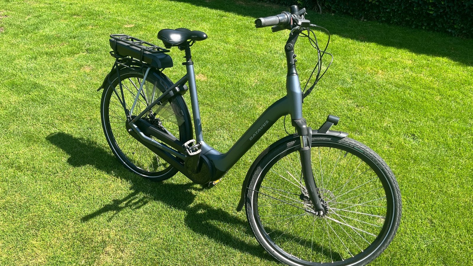 Batavus Finez E-GO AC elektrische fiets, Ophalen, Gebruikt, Batavus, 50 km per accu of meer