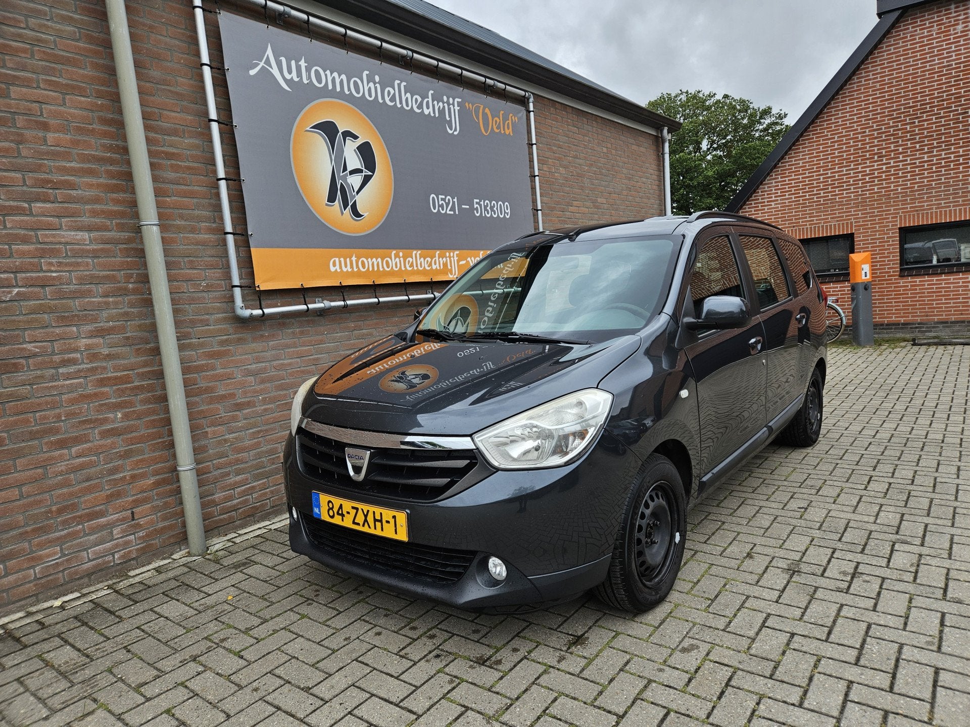 Dacia Lodgy 1.2 TCe Lauréate 7p. (motor probleem), Auto's, Dacia, Voorwielaandrijving, Euro 5, Stof, Gebruikt