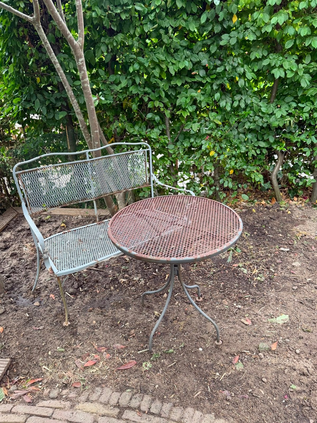 Gietijzeren tuinset: tafel en bankje bank tuinbank, Gebruikt, Tuinset, Ophalen, 2 zitplaatsen