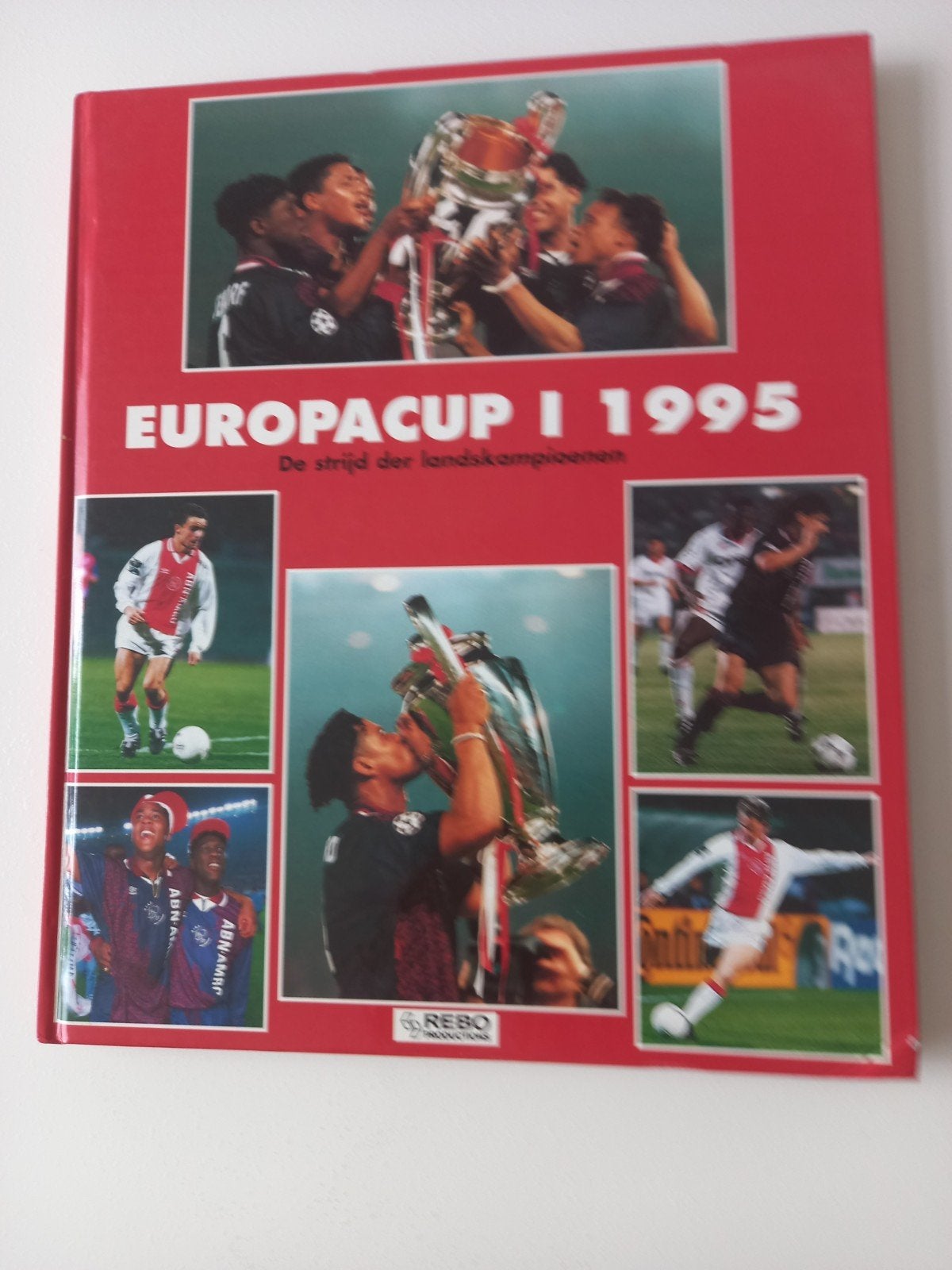Europacup I 1995 de strijd der landskampioenen, Ophalen of Verzenden, Zo goed als nieuw