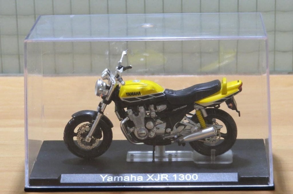 Yamaha XJR1300 1:24, Serviceclientele@altaya.be, Nieuw, Ophalen of Verzenden, Motor