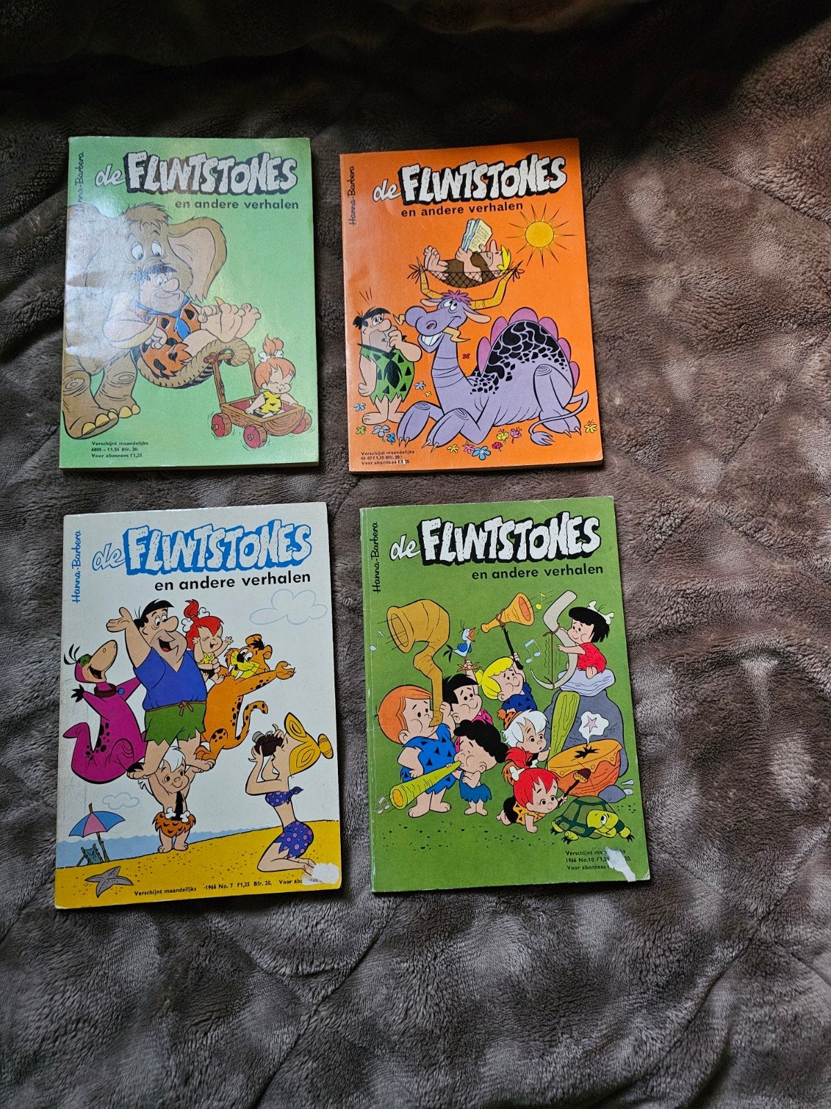De Flintstones en andere verhalen - 4 stripboeken, Boeken, Stripboeken, Meerdere stripboeken, Ophalen, Gelezen, Hanna-Barbera
