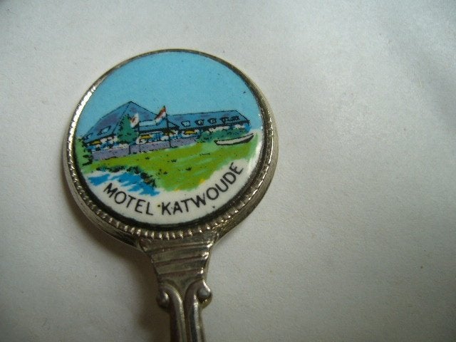 lepeltje MOTEL KATWOUDE, Verzenden, Zo goed als nieuw