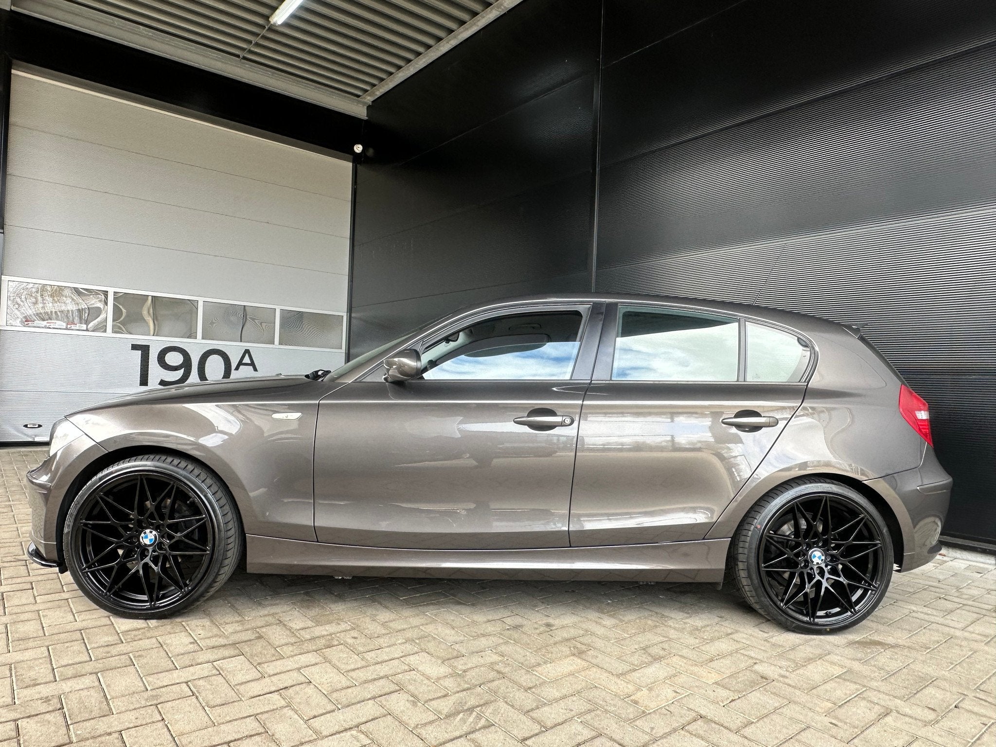 Foto 5 van BMW 1 Serie 116i LCI 5-Deurs Clima Cruise CARPLAY Stoelverwa
