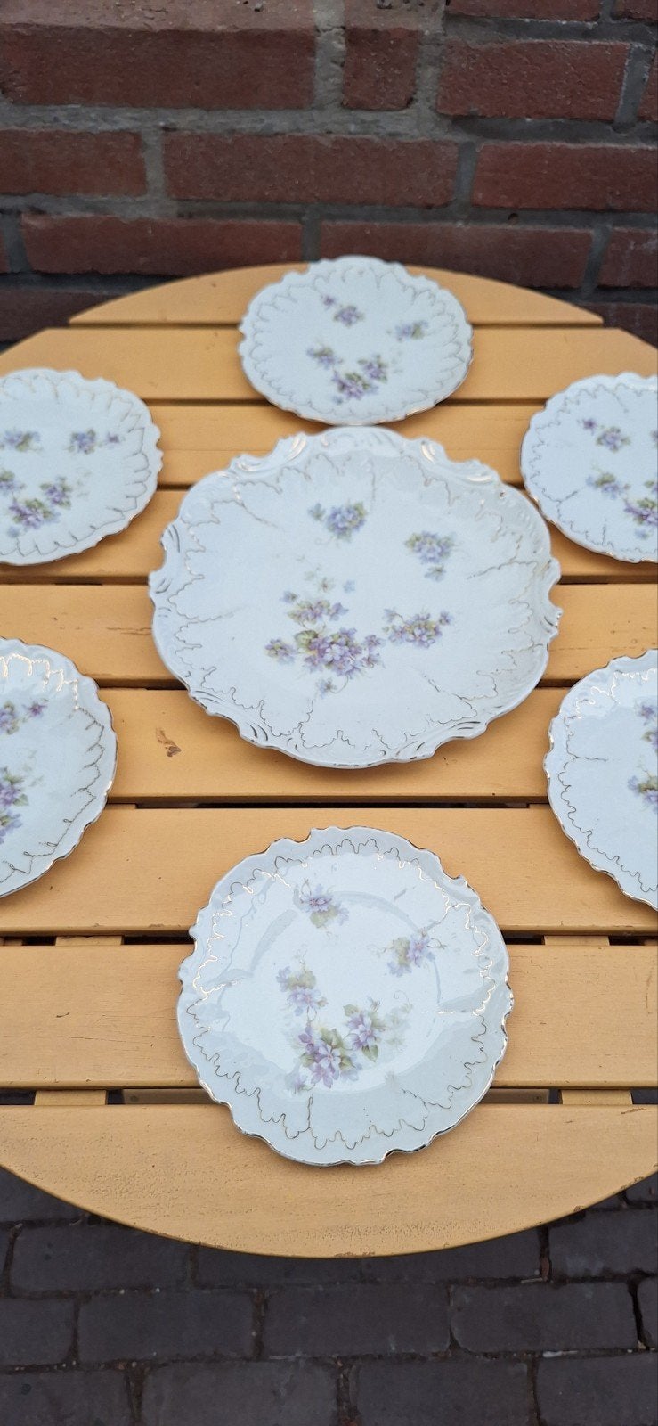 Antieke porseleinen gebaksborden set met viooltjesdecor, Ophalen of Verzenden