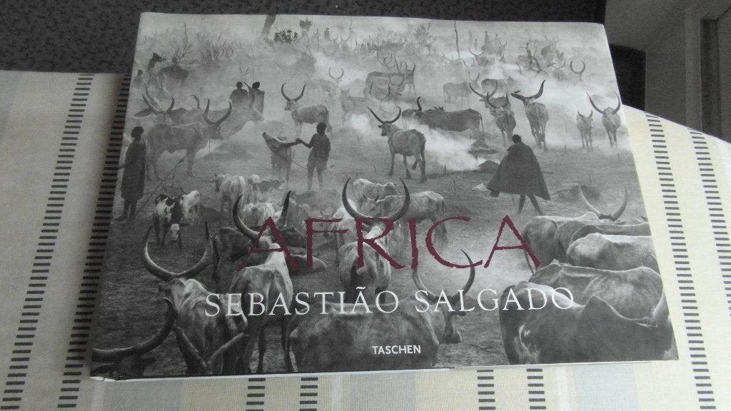 SALGADO - het grote boek AFRIKA, nieuw, Boeken, Kunst en Cultuur | Fotografie en Design, Nieuw, Fotografen, Ophalen of Verzenden