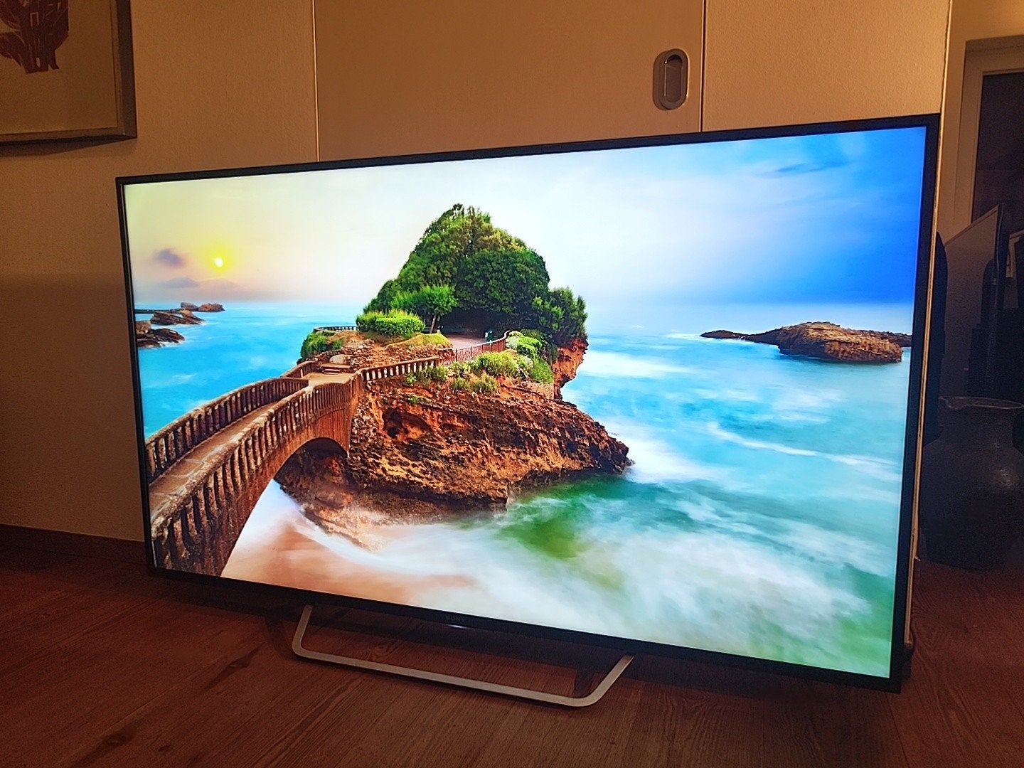 Sony BRAVIA 65 inch Smart LED TV — 4K (UHD) + HDR — 65XD7505