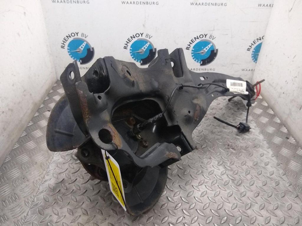 VOLVO V40 DRAAGARM ONDER RA 2015, Ophalen of Verzenden, Gebruikt, Stiba lid