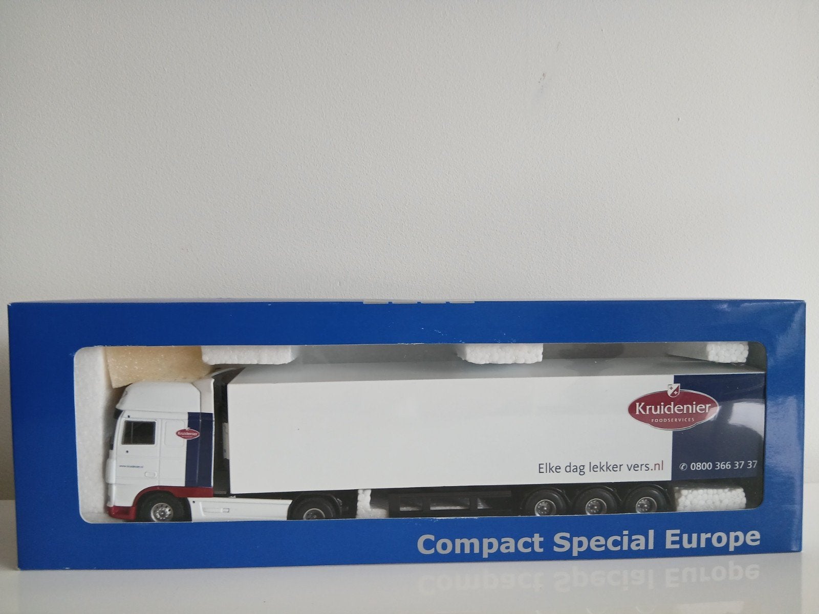 Compact Special Europe Kruidenier vrachtwagen schaal 1:50, Hobby en Vrije tijd, Modelauto's | 1:50, Ophalen of Verzenden