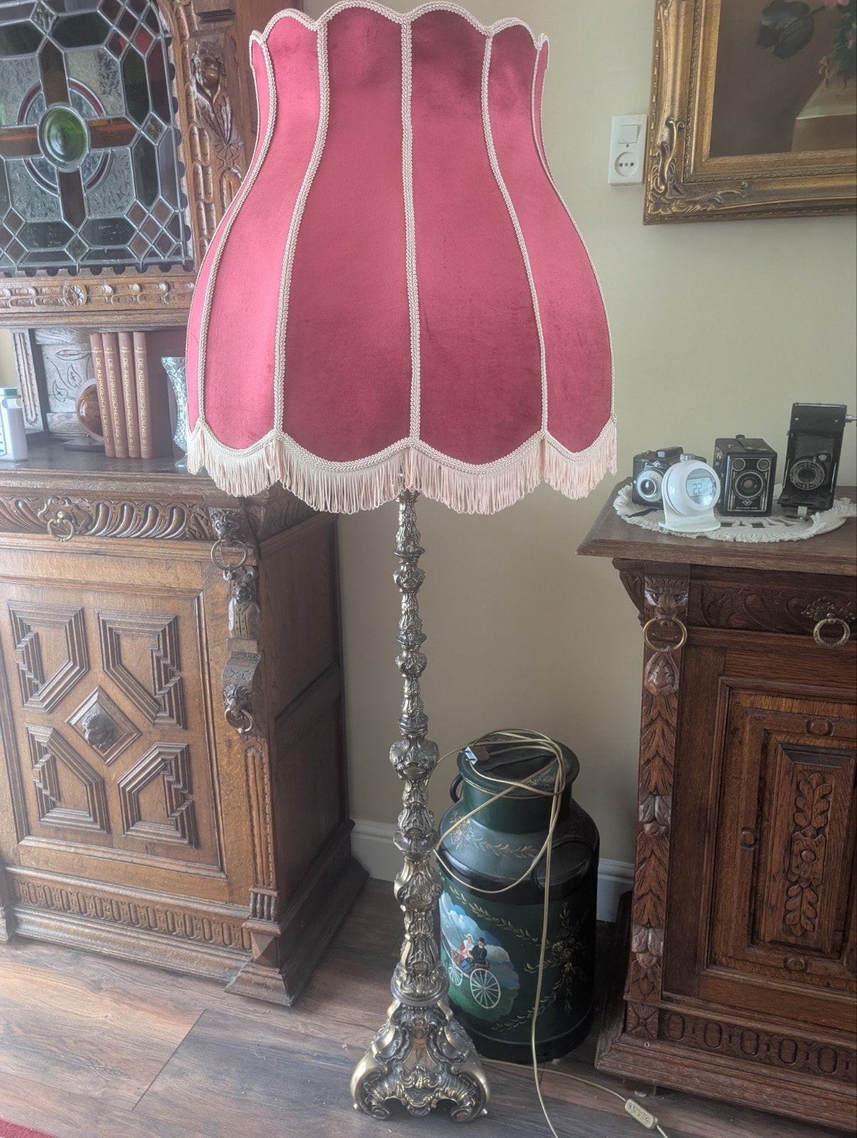 Antieke Staande Lamp met Nieuw Gestoffeerde Velours Kap, Antiek en Kunst, Antiek | Lampen, Ophalen