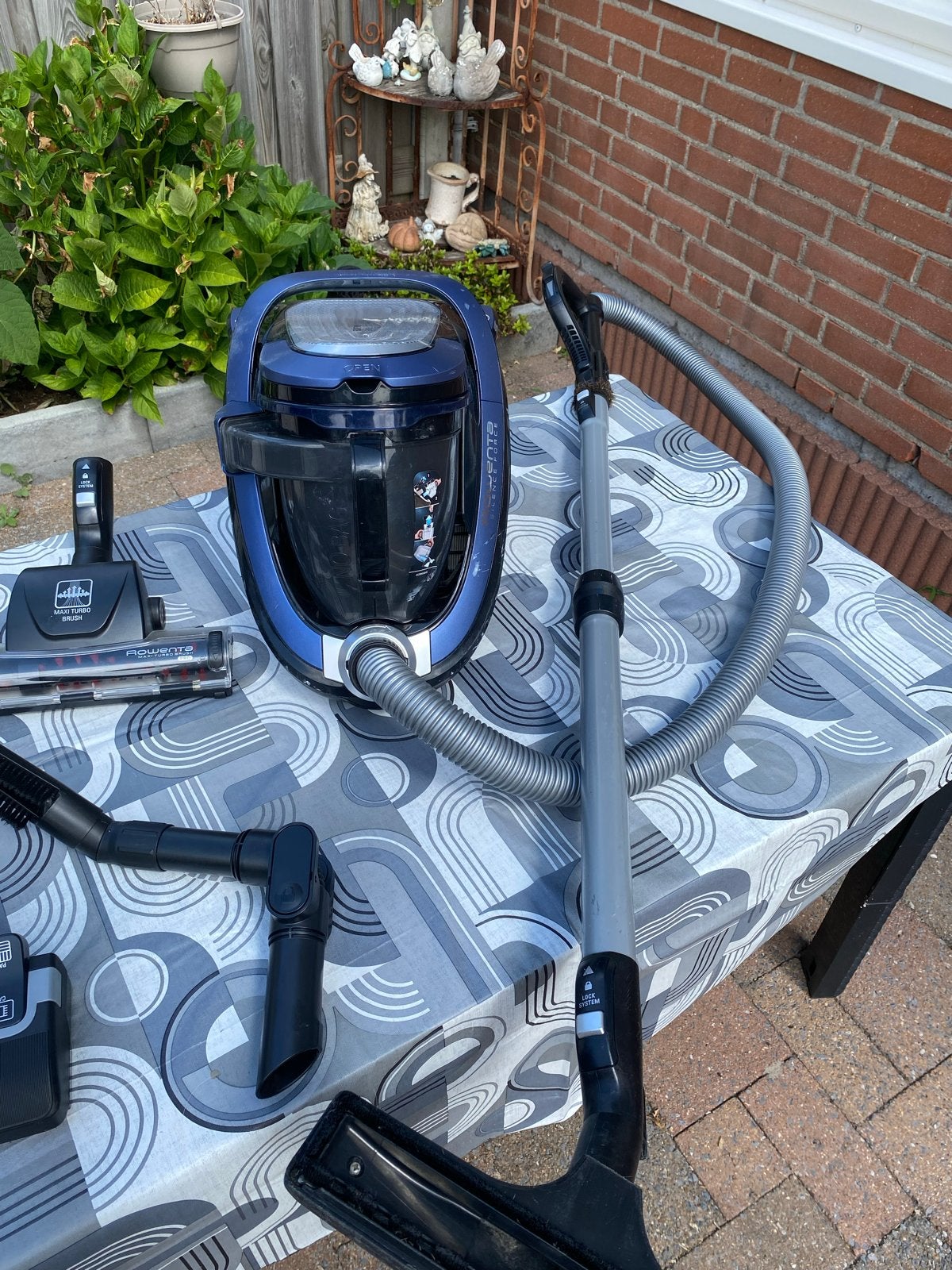 Rowenta Silence Force Cyclonic stofzuiger met accessoires, Gebruikt, Sledestofzuiger, Reservoir, Ophalen