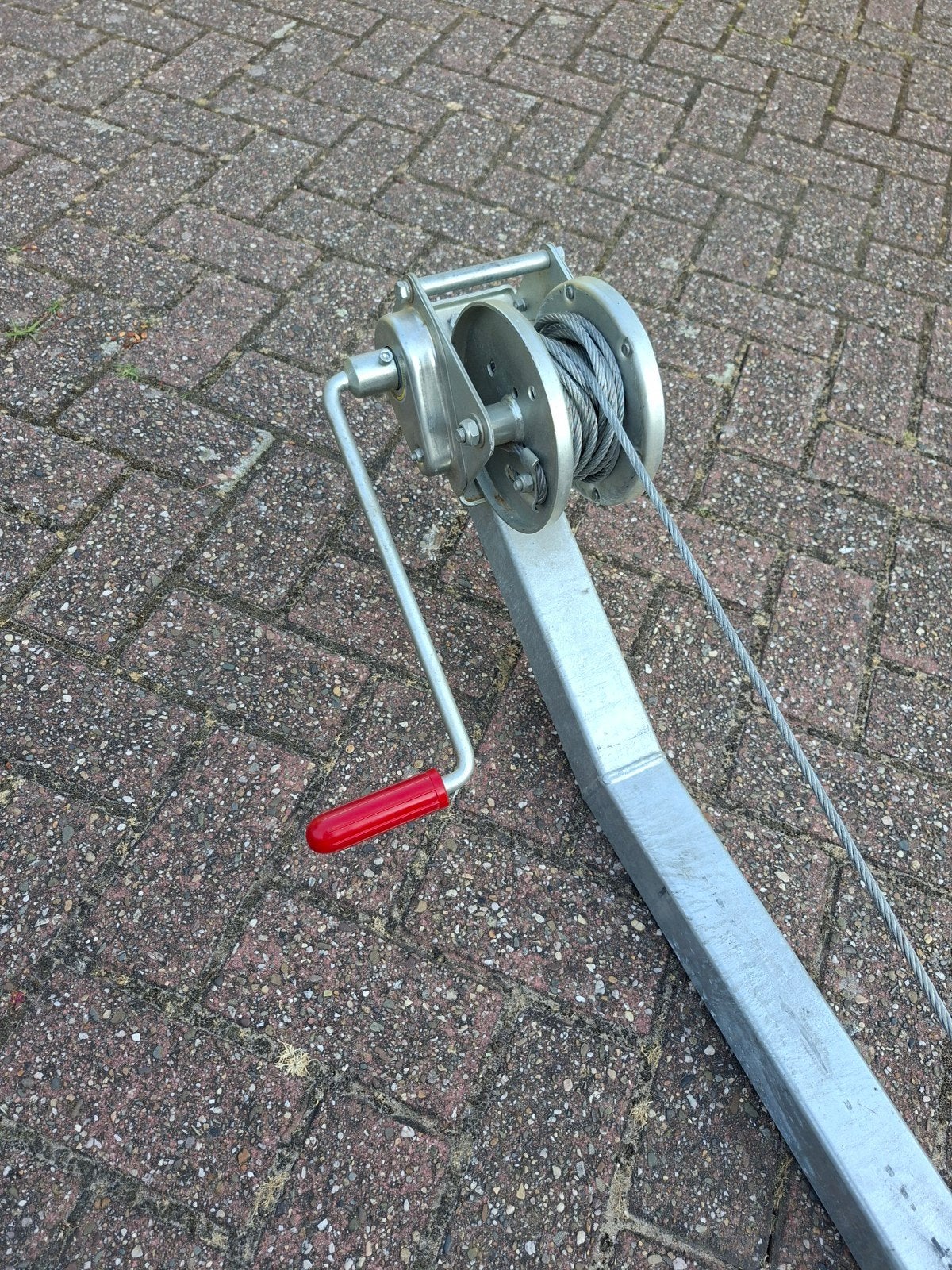 AL-KO 900 Anssems Compact Lier aanhanger/ boot/ auto-trailer, Ophalen