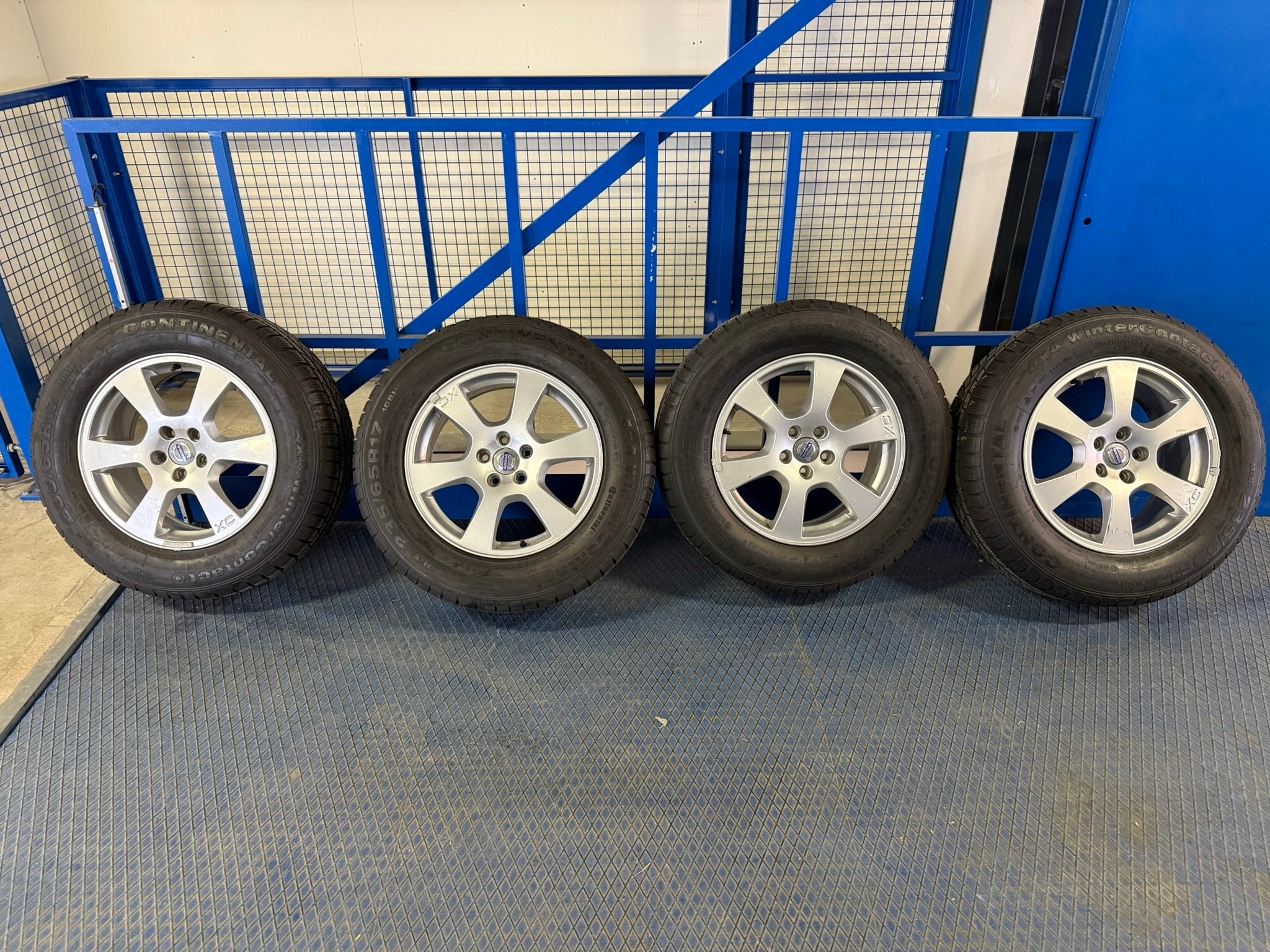 Gebruikte Winterwielenset Continental Winter contact XC60 -