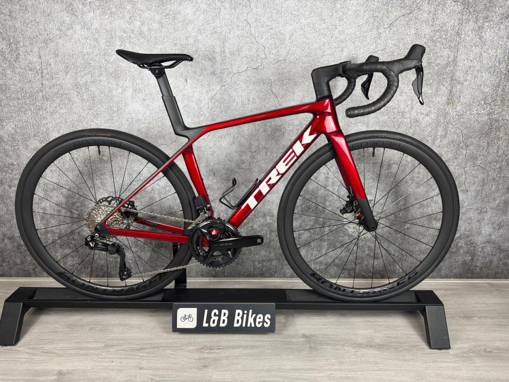 Nieuw! Trek Madone SL6 Shimano 105 Di2 2x12 Speed Carbon