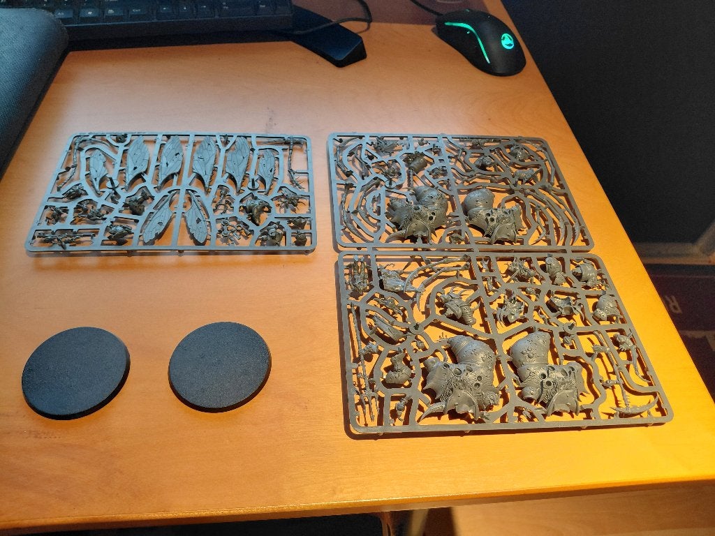 Pusgoyle Blightlords of LoA op Sprue, Hobby en Vrije tijd, Wargaming, Verzenden, Zo goed als nieuw, Warhammer, Figuurtje(s)