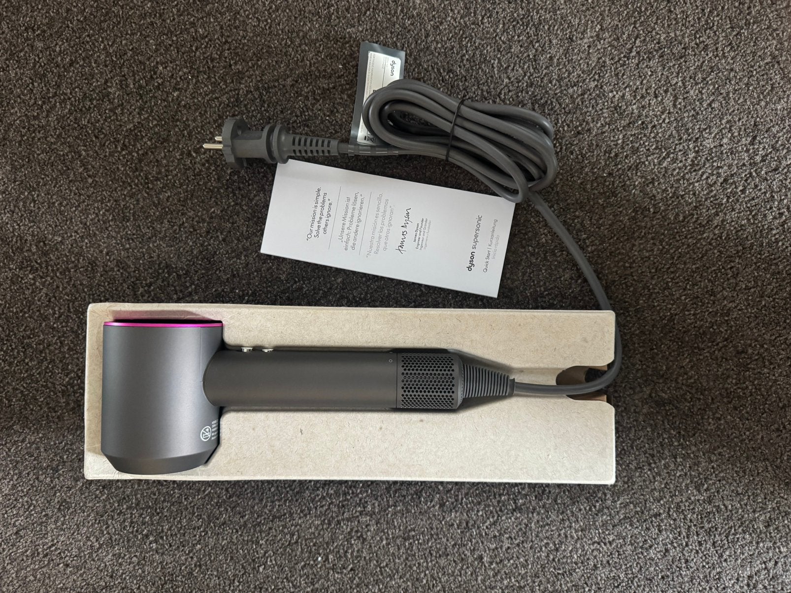 Dyson haarföhn (nooit gebruikt), Witgoed en Apparatuur, Persoonlijke-verzorgingsapparatuur, Ophalen of Verzenden, Nieuw, Haarverzorging