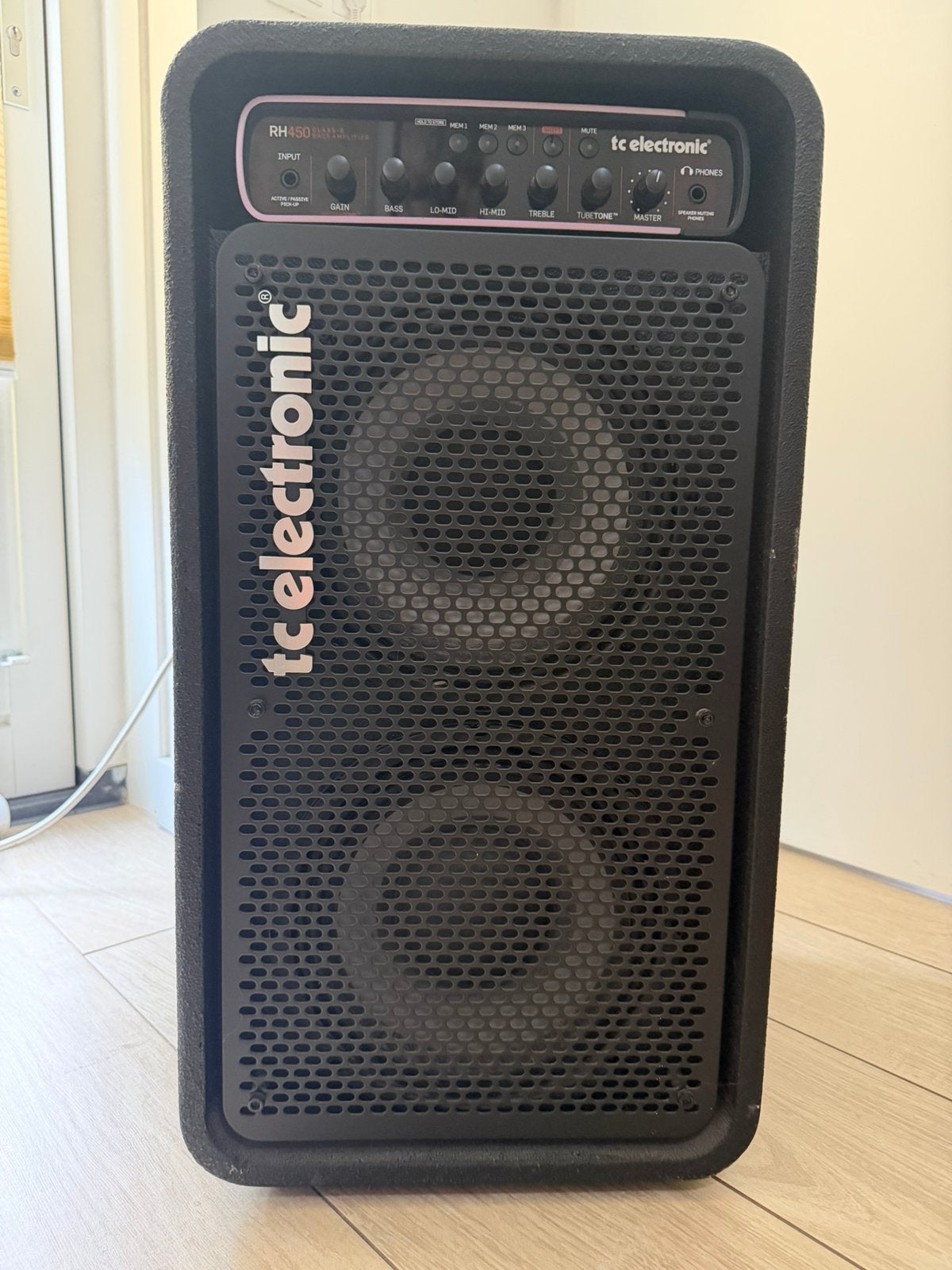 Tc electronic RH450 combo 450 watt 2 x 10”, Muziek en Instrumenten, Ophalen, Zo goed als nieuw, Basgitaar, 100 watt of meer