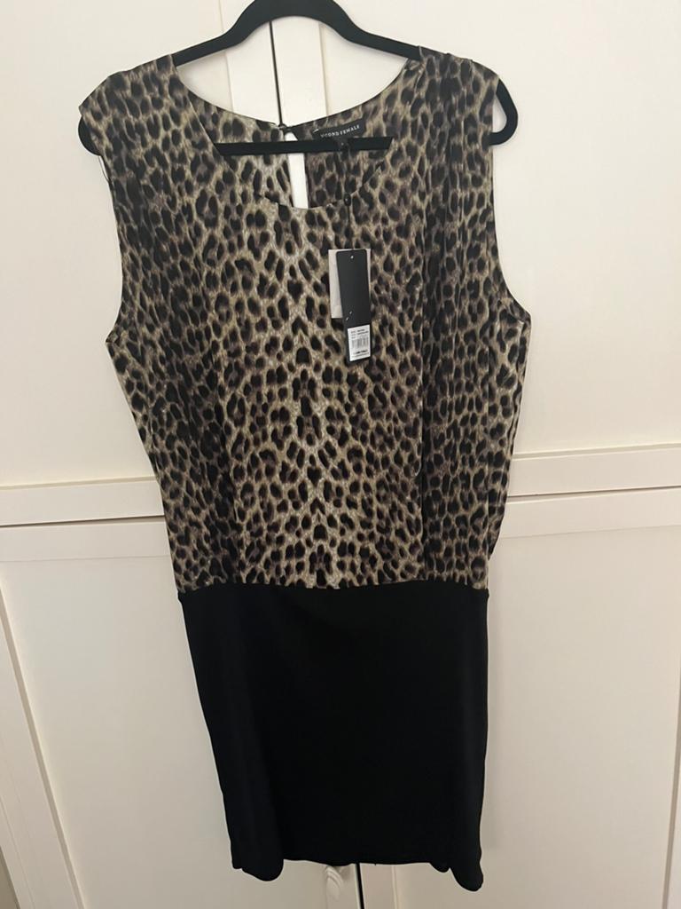 Second Female jurk nieuw met kaartjes, Kleding | Dames, Ophalen of Verzenden, Nieuw, Maat 38/40 (M), Onder de knie