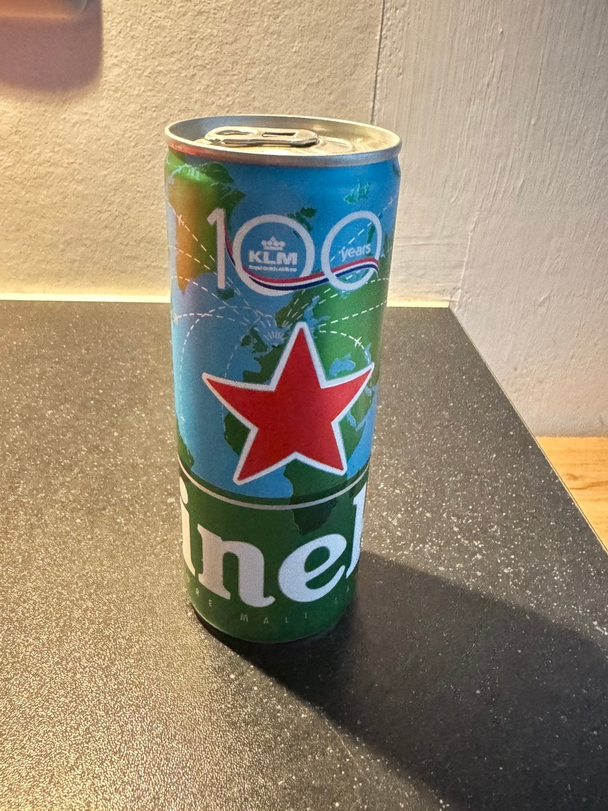 Heineken KLM 100 jaar speciale uitgave blikje ongeopend, Ophalen of Verzenden, Nieuw, Verpakking