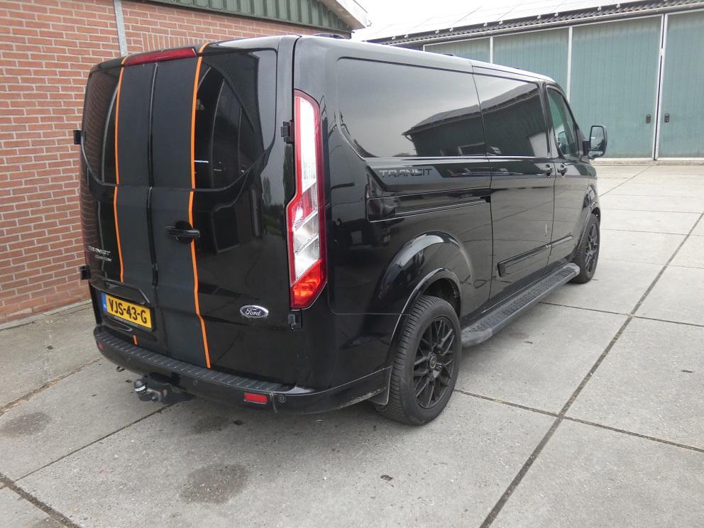 Ford Transit Custom 320 2.0 TDCI L2H1 Sport* navi/cam*xenon*, Auto's, Bestelauto's, 15 km/l, 4 cilinders, Zwart, Bedrijf