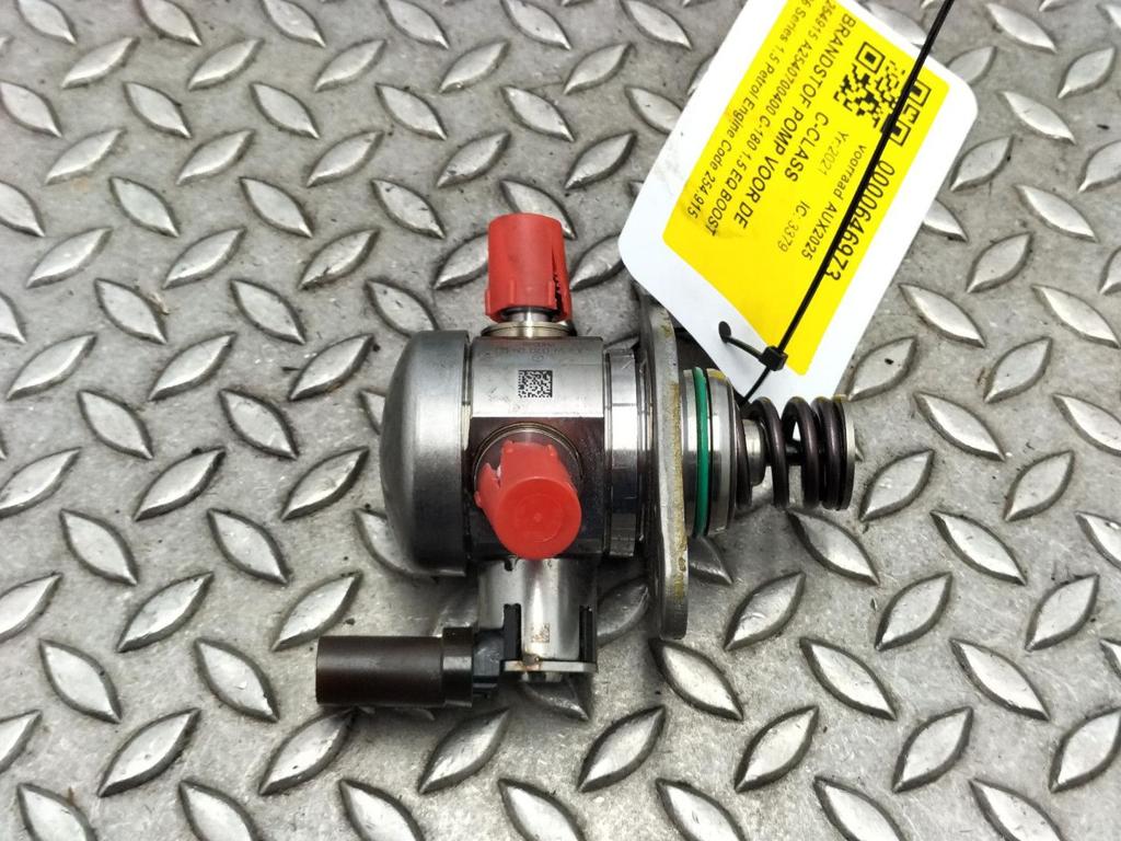 MERCEDES C-CLASS BRANDSTOF POMP VOOR DE INJECTOR 2540700400, Ophalen of Verzenden, Gebruikt, Stiba lid