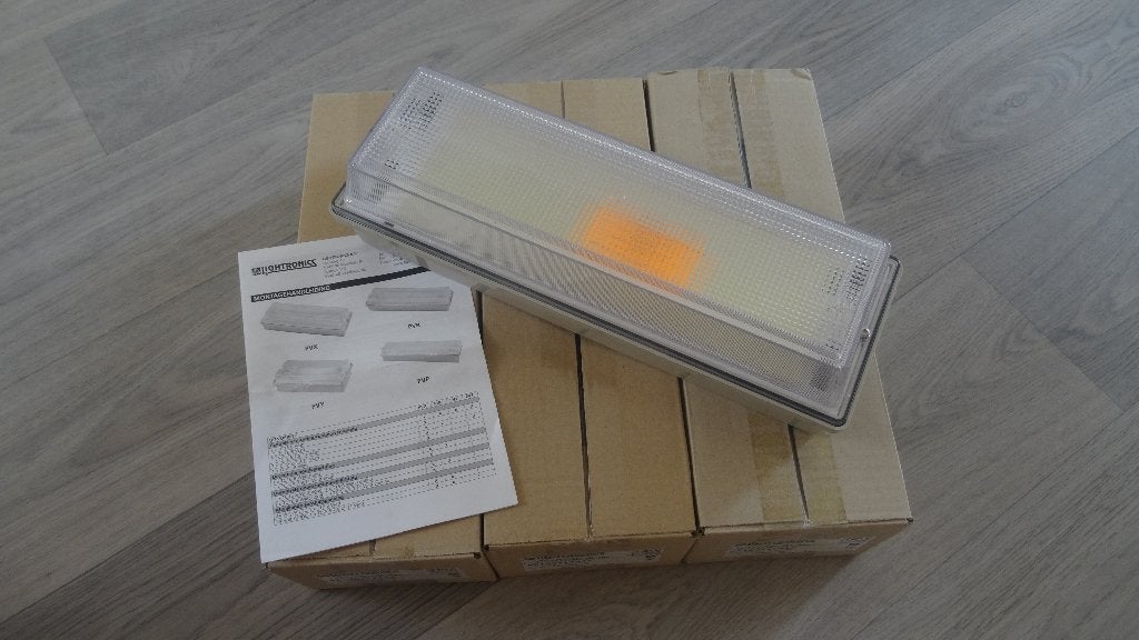 Nieuwe Lightronic PVX TL Lamp Armaturen (3x), Ophalen of Verzenden, Nieuw, Overige fittingen