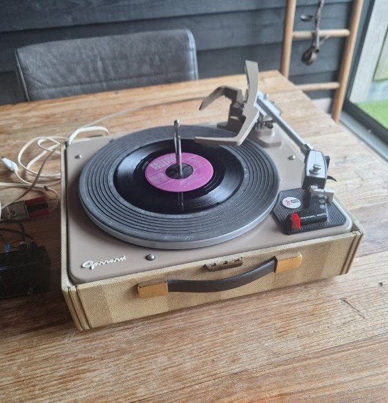 Garrard platenspeler wisselaar, Overige merken, Gebruikt, Automatisch, Ophalen of Verzenden