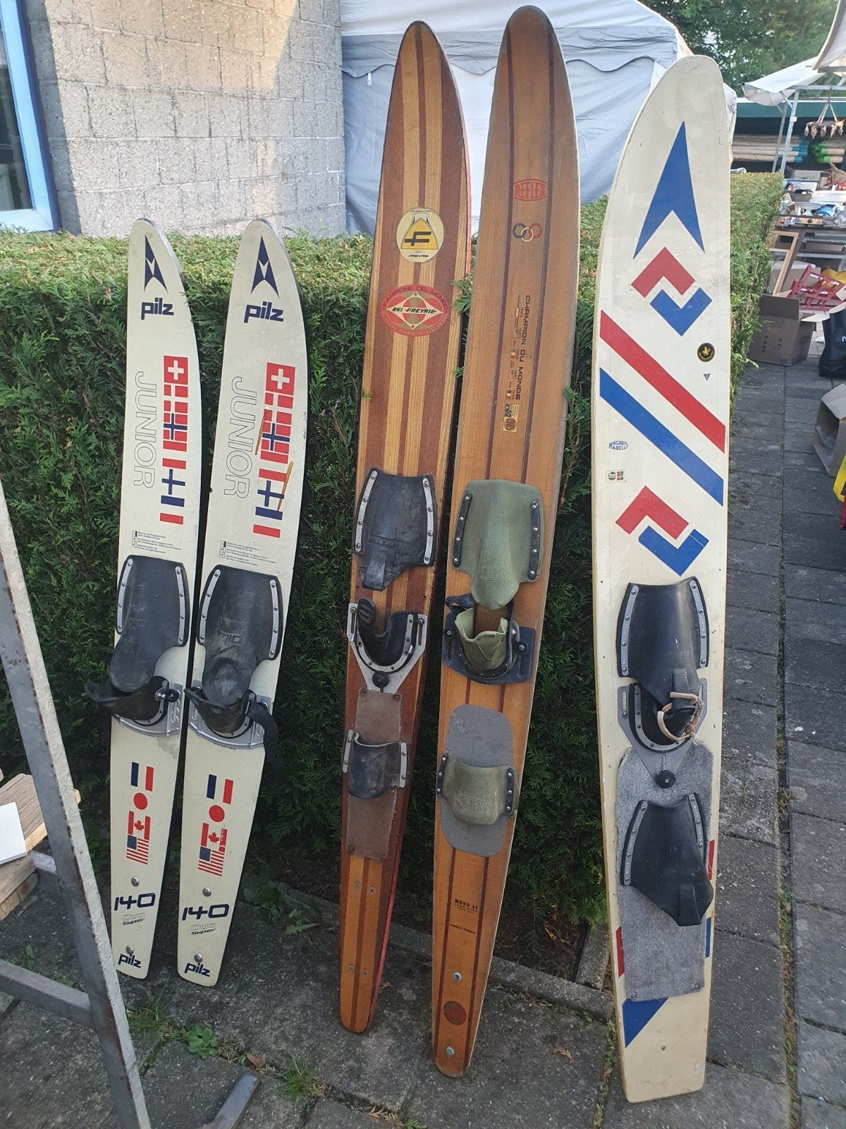 Diverse oude waterski's - 20 september rommelmarkt, Watersport en Boten, Ophalen, Gebruikt, Waterski's