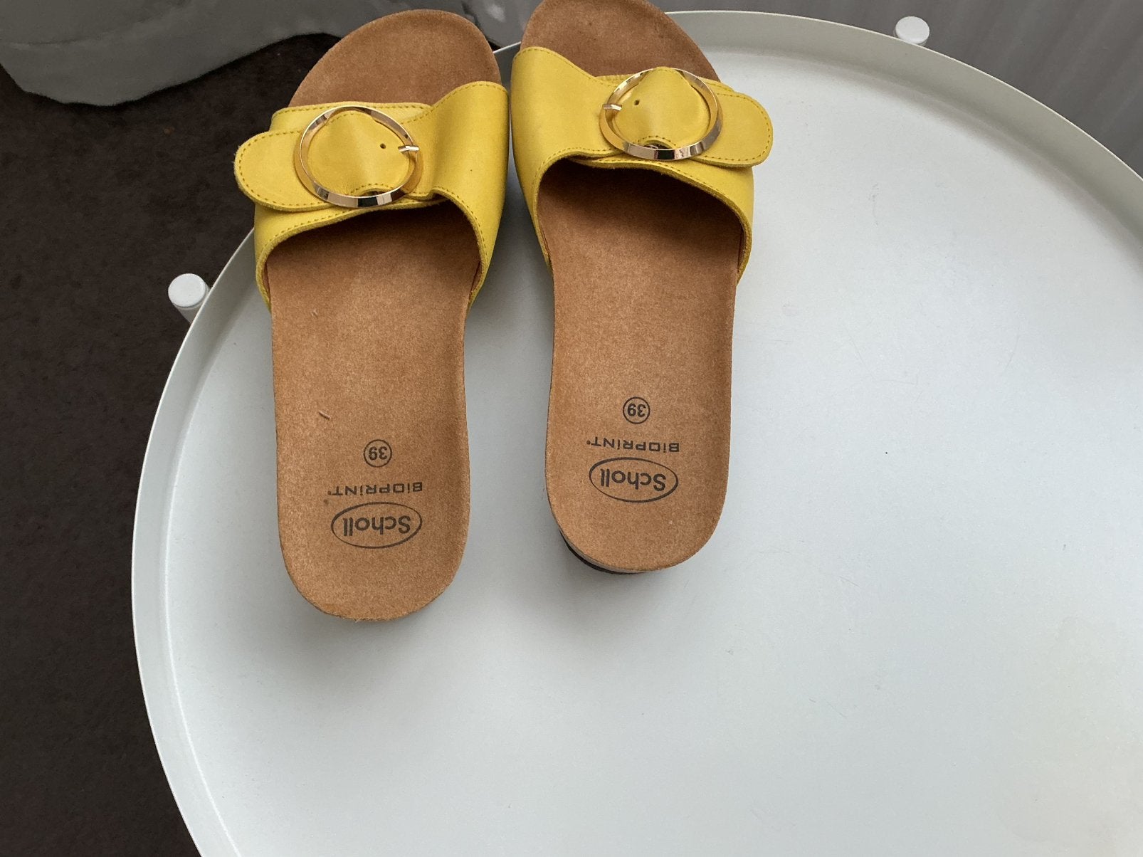 Scholl slippers, Ophalen, Zo goed als nieuw