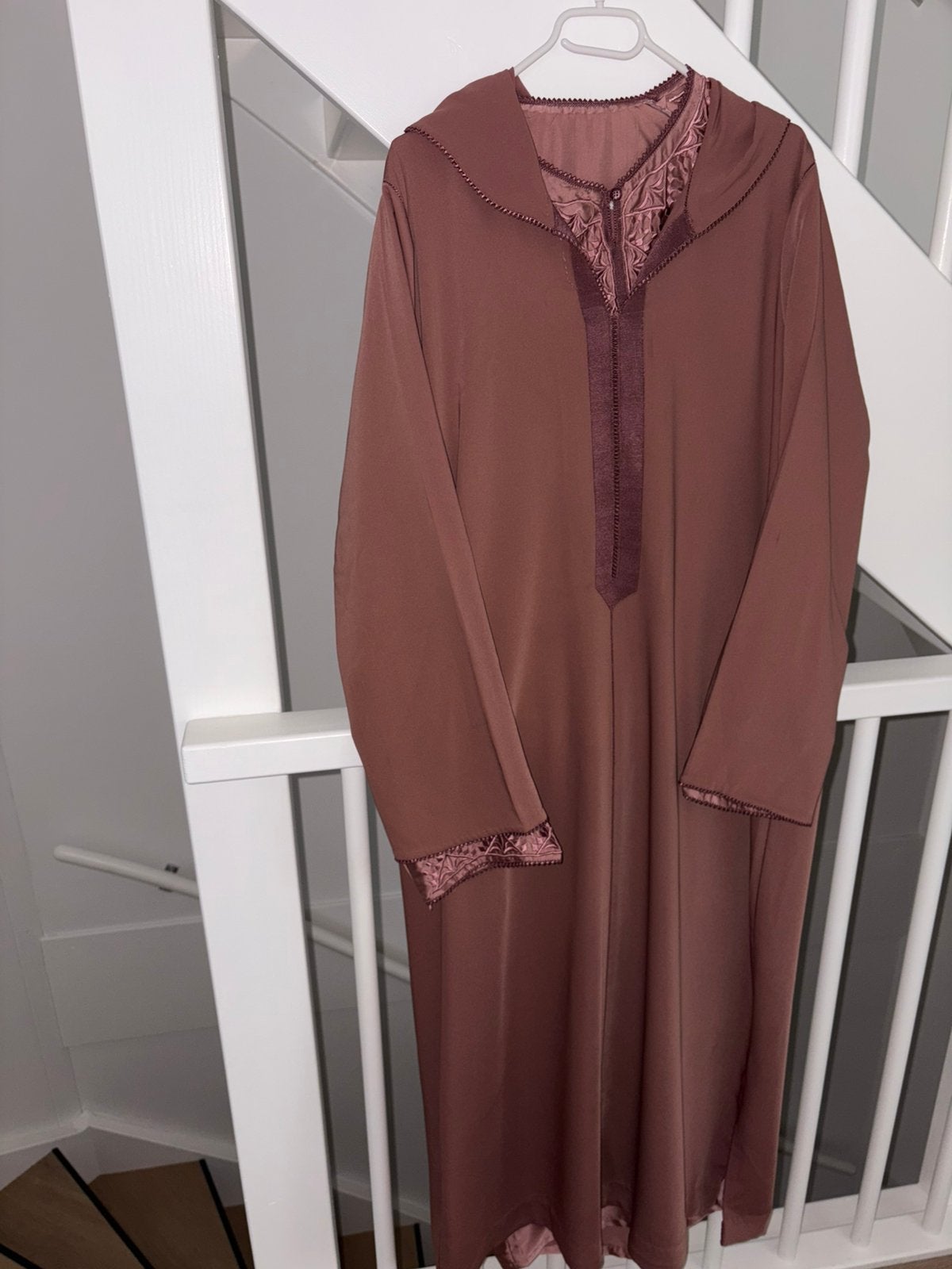 Prachtige tweedelige jellaba te koop, Kleding | Dames, Ophalen of Verzenden, Zo goed als nieuw, Maat 46/48 (XL) of groter, Overige typen