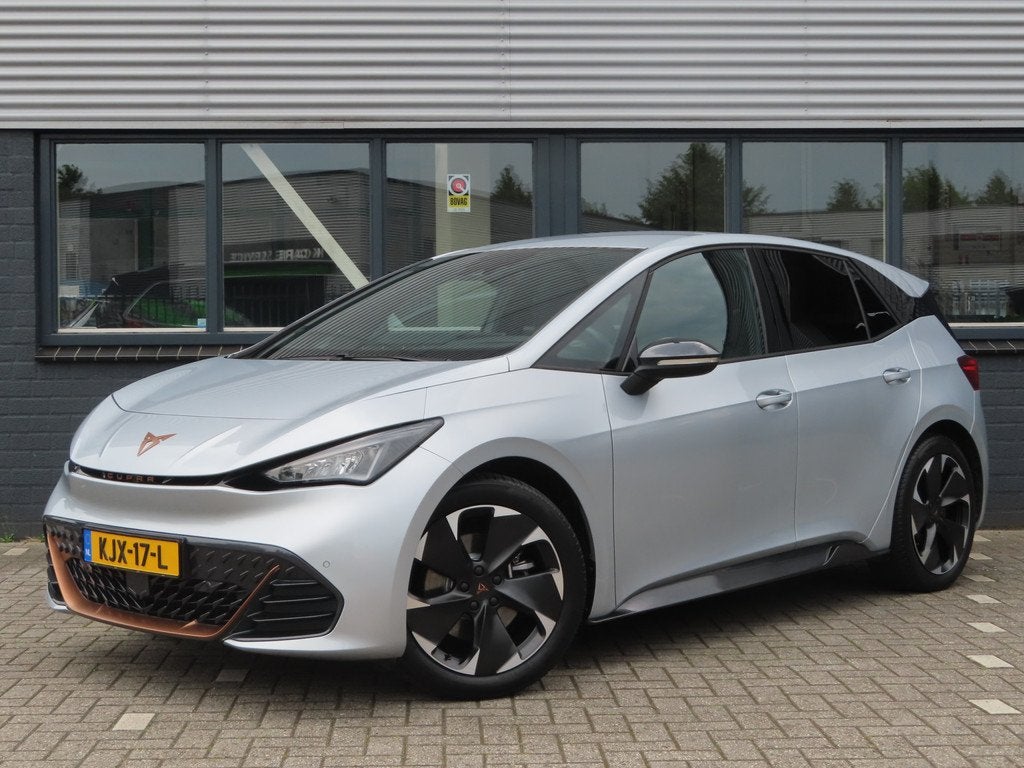 CUPRA Born Business Plus 62 kWh (bj 2024, automaat), Auto's, Automaat, 12 maanden, Gebruikt, Zwart