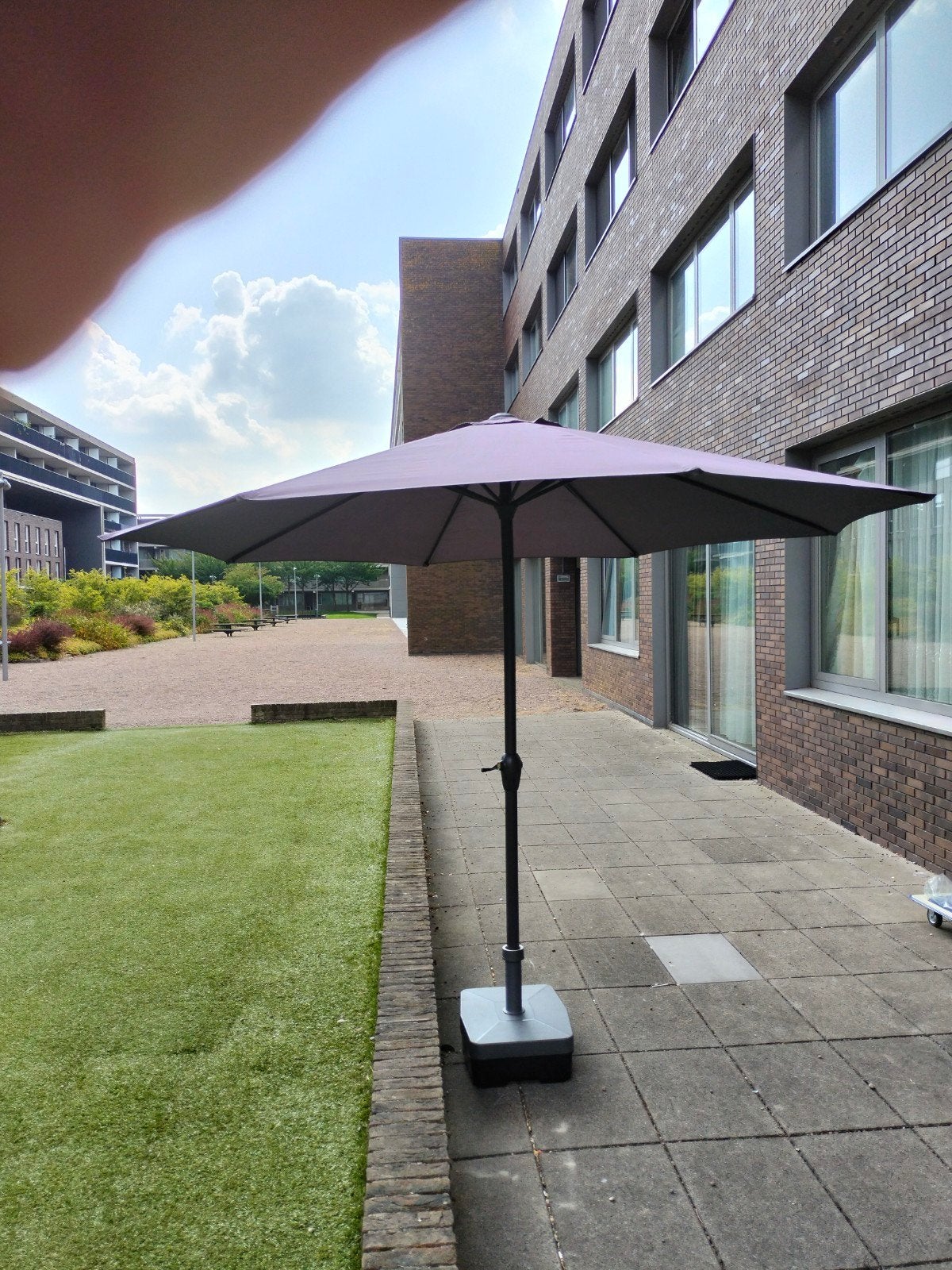 Parasol met Voet ( met Zand vullen), Ophalen of Verzenden, Gebruikt, 2 tot 3 meter, Stokparasol