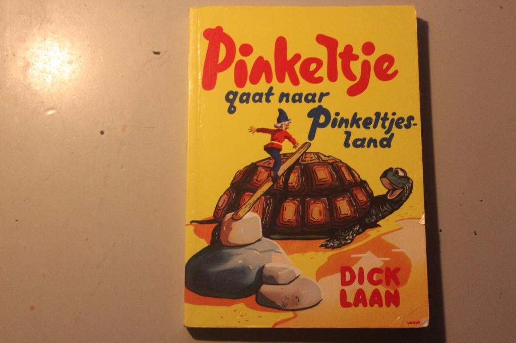502q - boek - pinkeltje gaat naar pinkeltjesland - dick laan, Ophalen of Verzenden, Gelezen