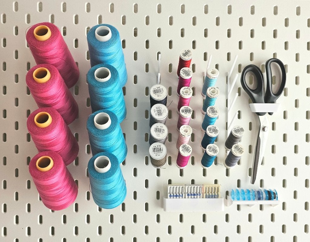 Lockgarenhouder voor IKEA Skadis bord voor 4 klossen, Ophalen of Verzenden, Nieuw, Garen of Naald(en)
