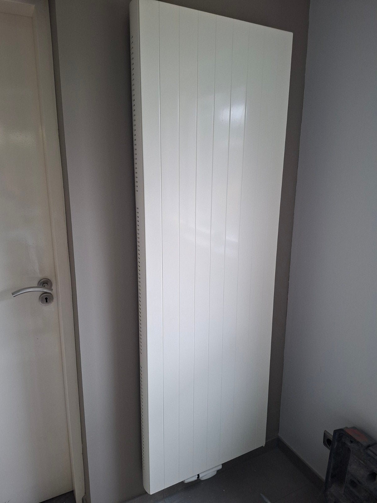 Verticale designradiator wit - Zo goed als nieuw, Ophalen, Radiator, Zo goed als nieuw, 60 tot 150 cm