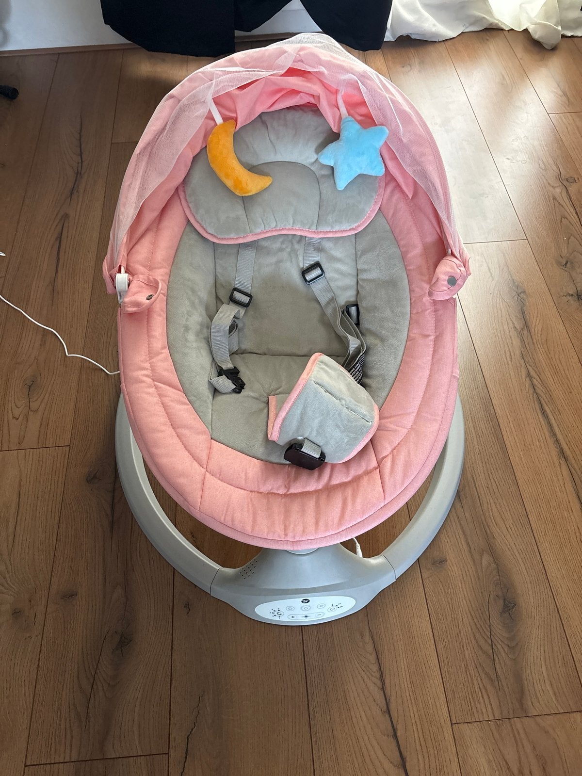 Roze swingstoel met muziek en schommelfunctie, Kinderen en Baby's, Wipstoeltjes, Wipstoel, Ophalen, Overige merken, Met gordel(s) of riempje(s)