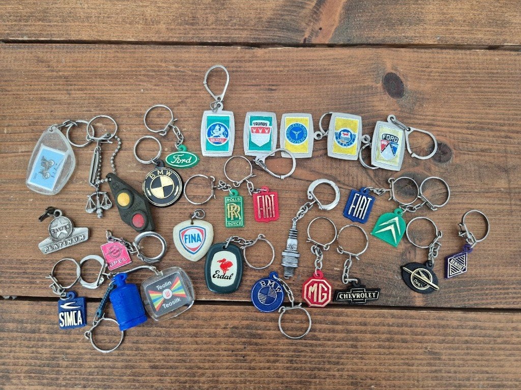 Sleutelhangers automerken jaren '60/'70, Verzamelen, Ophalen of Verzenden, Gebruikt