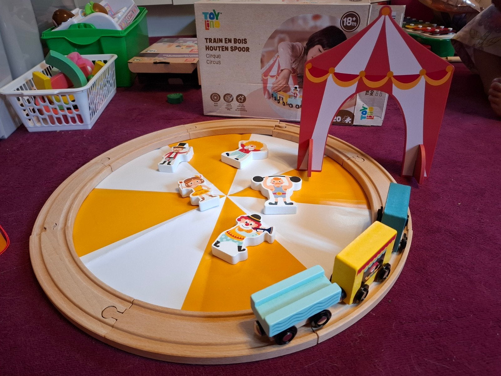 Toylino houten treinset Circus 20-delig – zo goed als nieuw, Kinderen en Baby's, Ophalen, Zo goed als nieuw