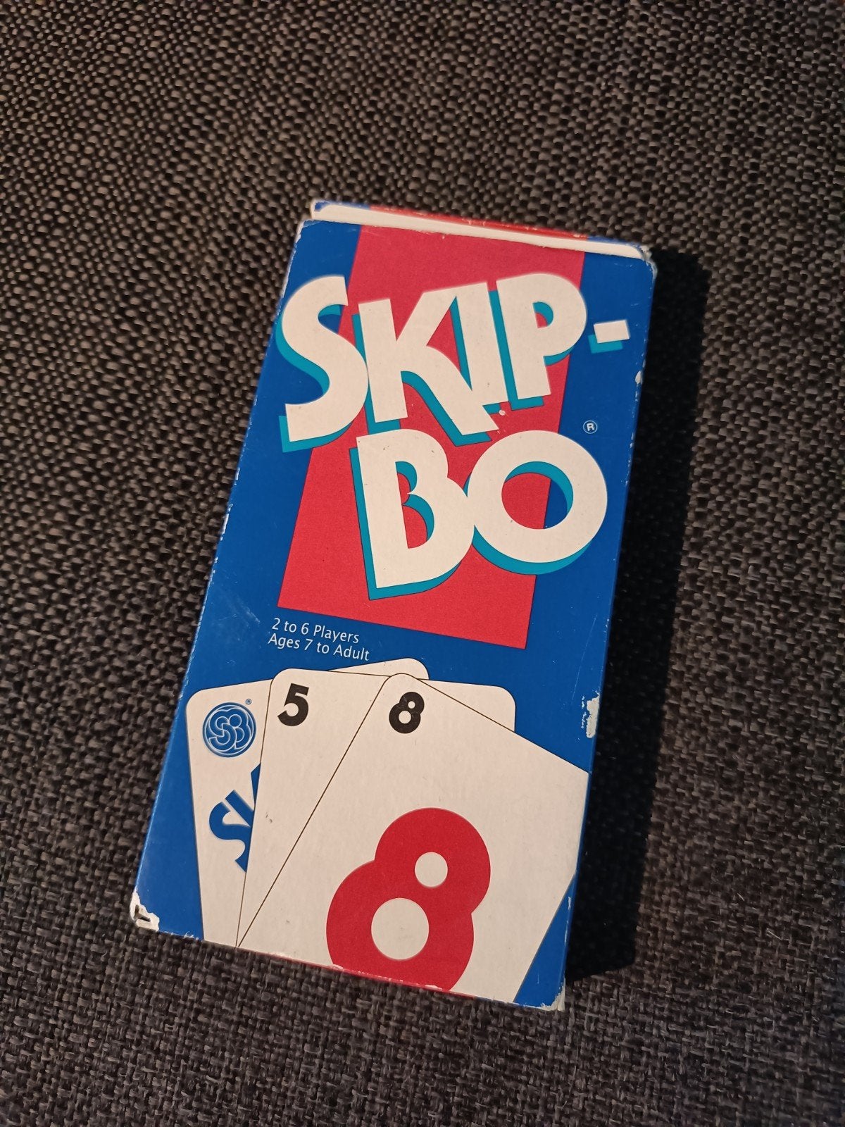 Skip-Bo Kaartspel - Klassiek familiespel, Vijf spelers of meer, Ophalen of Verzenden, Gebruikt, Mattel